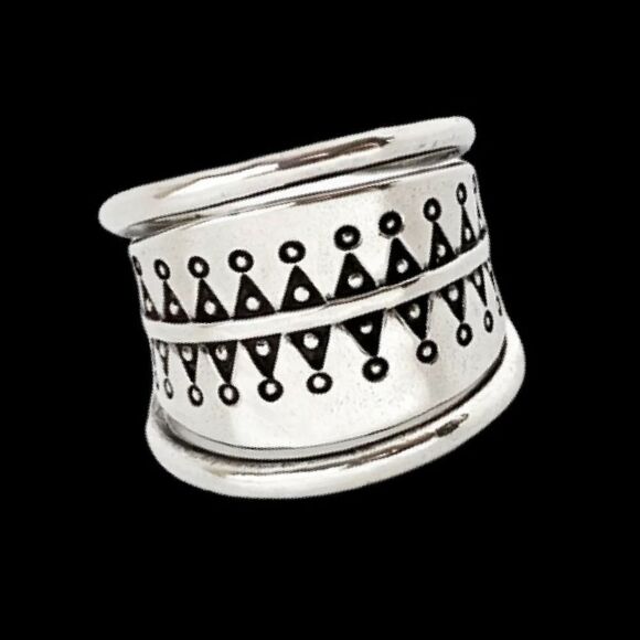 Sterling Boho Triangle 10th Century Pattern Ring Band - Picture 1 of 10